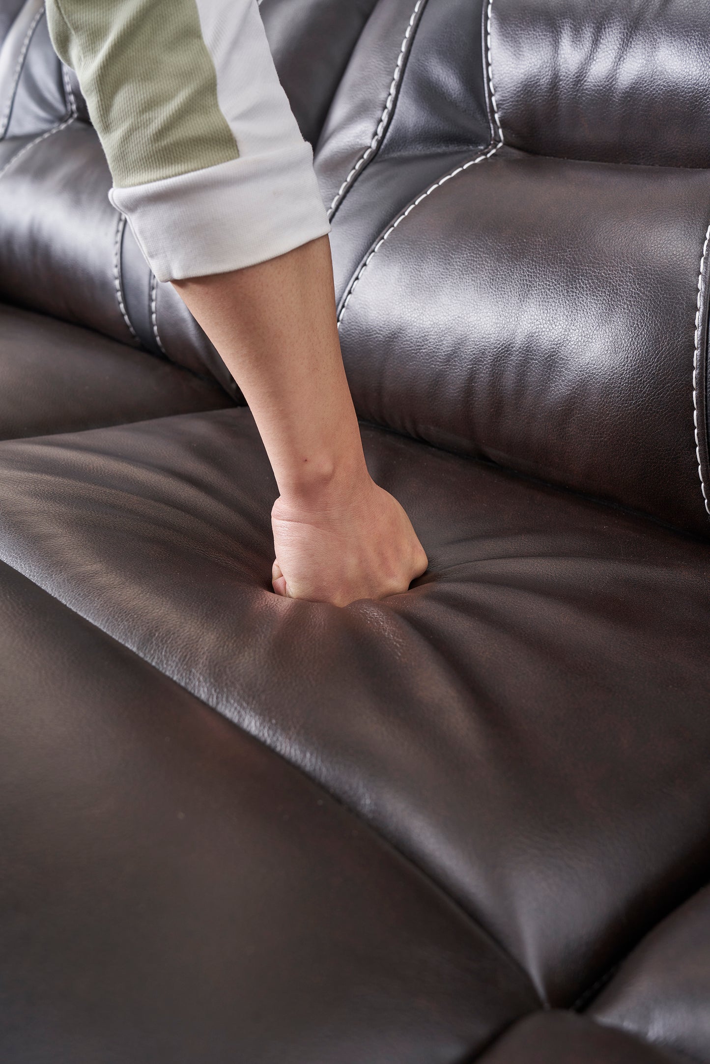 Reclining Upholstered Manual Puller in Faux Leather: Brown, 85.83"x38.58"x40.16"