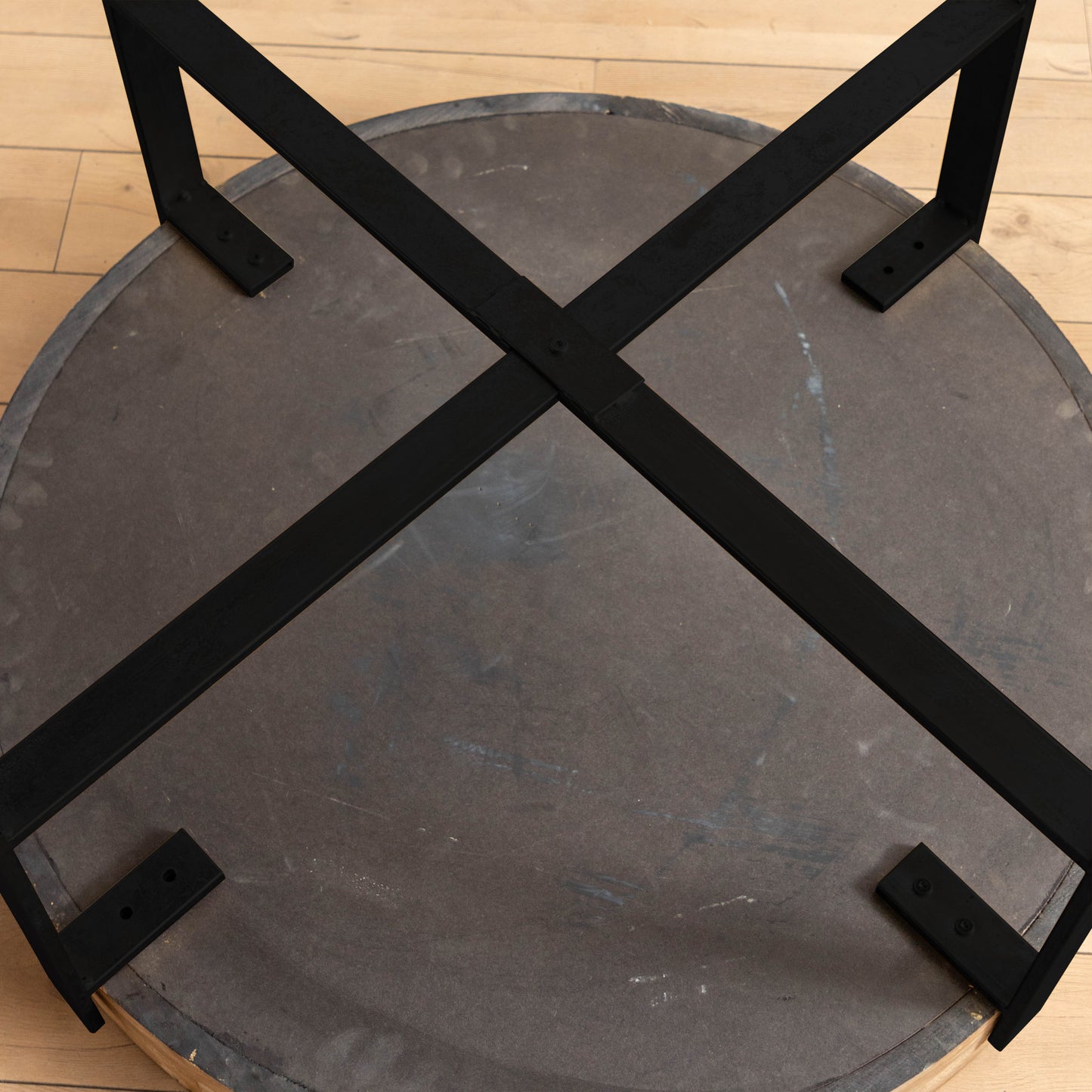 31.29" Modern Retro Splicing Round Coffee Table - Fir Wood Top, Cross Legs Metal Base - Stylish and Functional Furniture for Your Living Room Décor