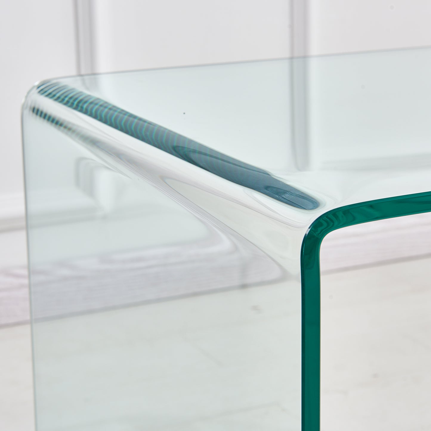 Tempered Transparent Glass End Table: Small Sofa Table with Sleek Design & Durable Construction
