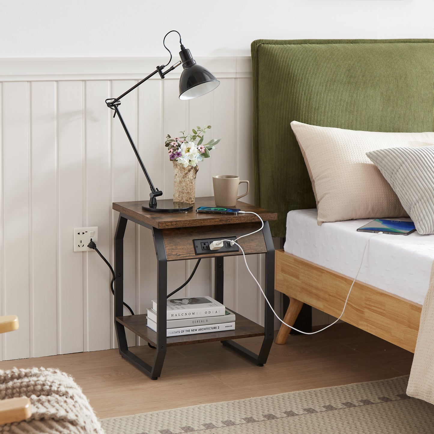 Side Table with Charging Station, Set of 2 End Tables with USB Ports and Sockets, Bedside Tables in Living Room, Bedroom, Rustic Brown, 17.32'' W x 17.32'' D x 21.65'' H