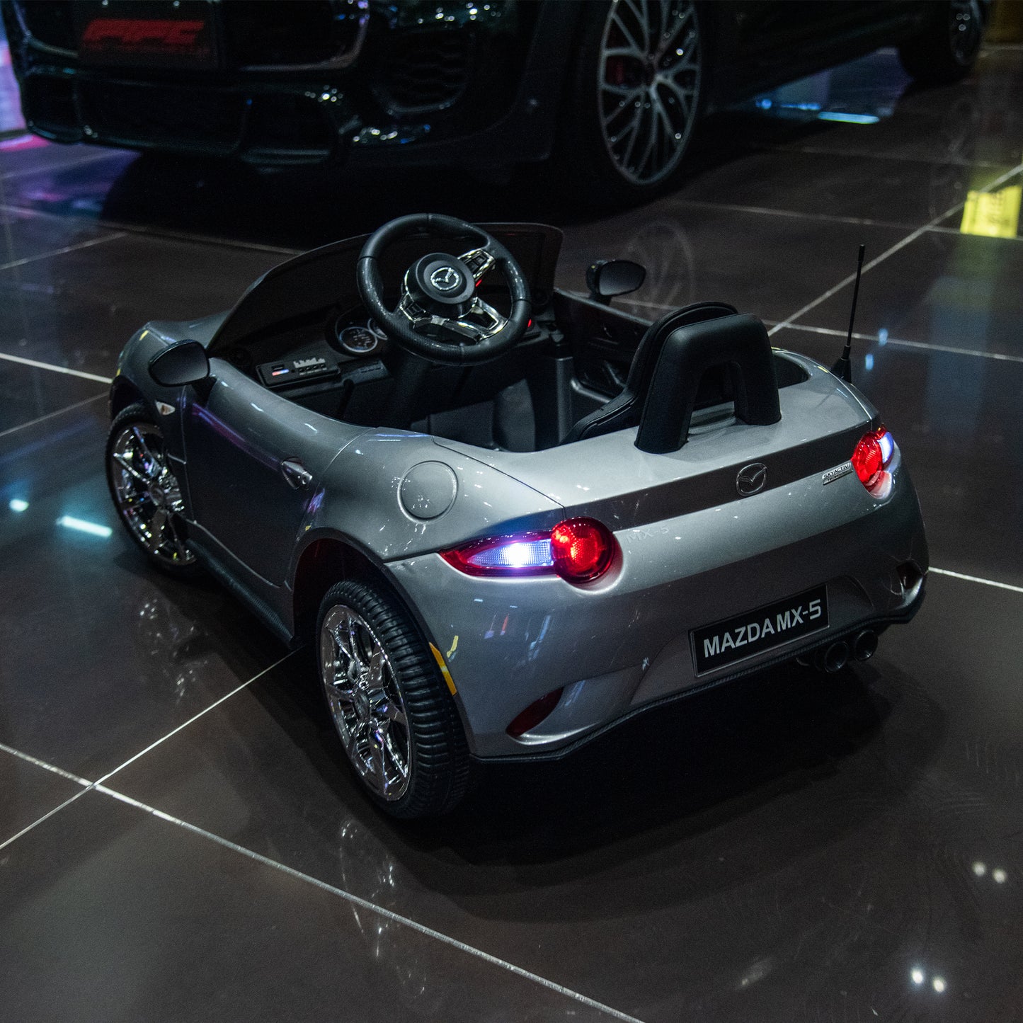 Licensed MAZDA MX-5 RF 12V Kids Ride On Car - Remote Control, Three Speeds, Power Display, USB, MP3, Bluetooth, LED Light, Safety Belt, Painting - Red