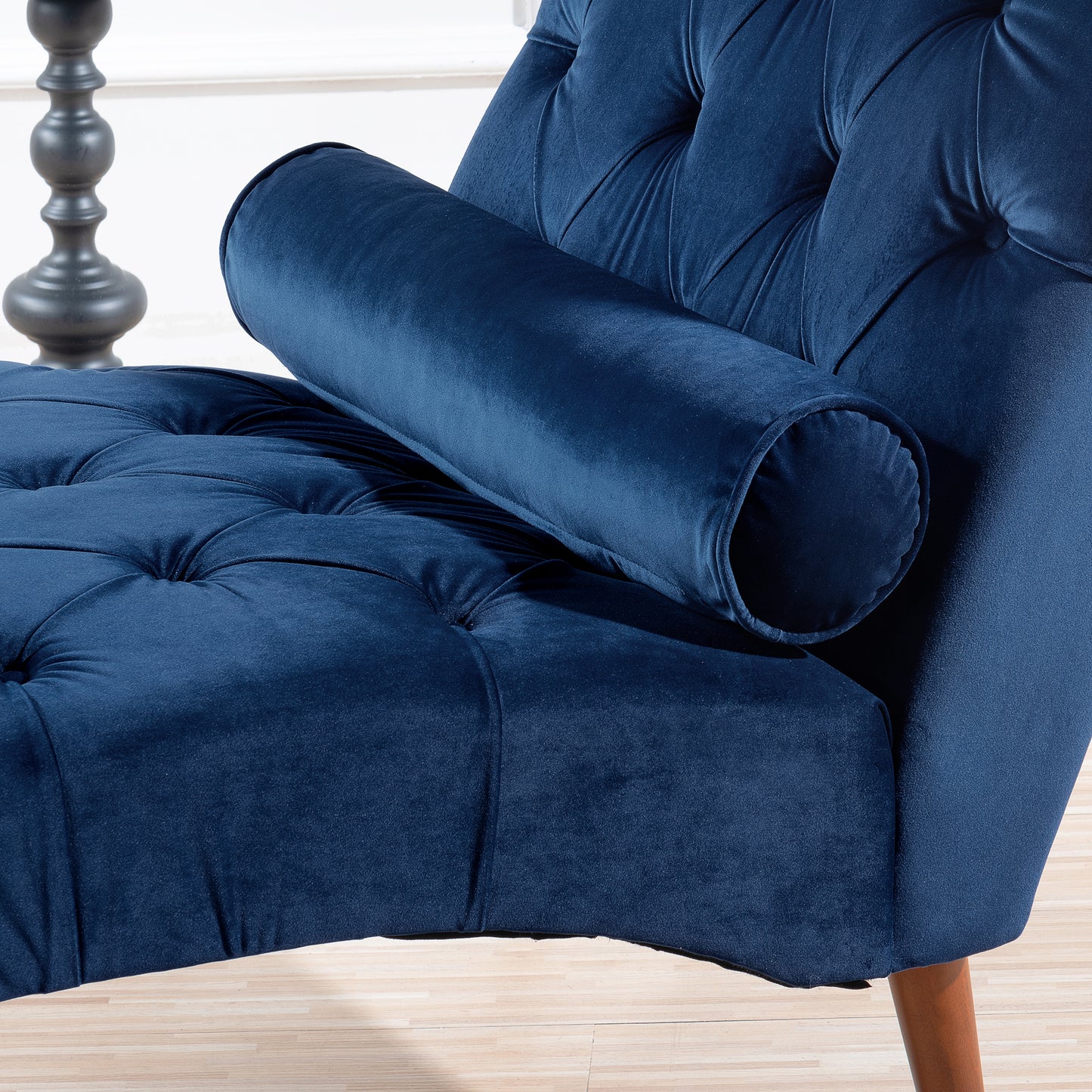 Upholstered Chaise Lounge: Luxurious Comfort, Elegant Design, Multiple Colors & Sizes Available